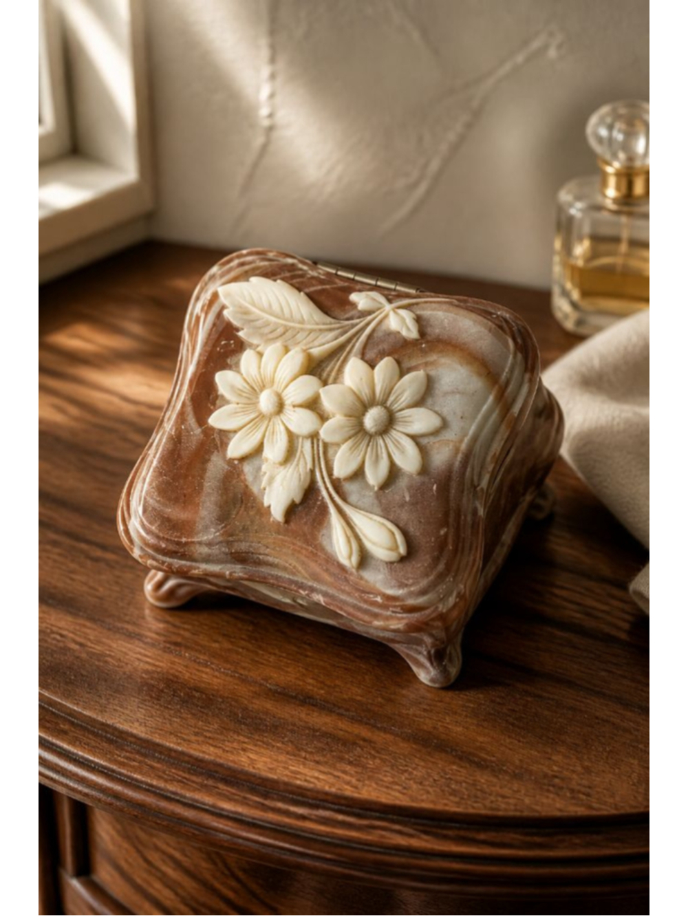 Vintage Incolay Flower Pink Soapstone Trinket Box, USA, 1970